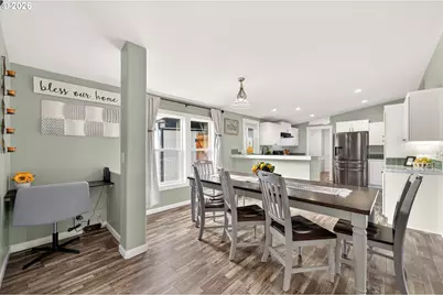 1926 SW Emma Dr, McMinnville, OR 97128 - Photo 10