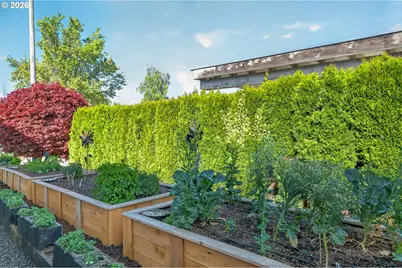 1926 SW Emma Dr, McMinnville, OR 97128 - Photo 46