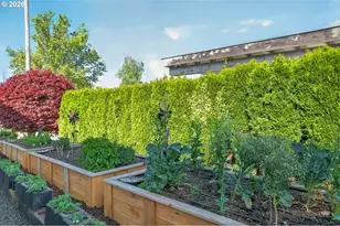 1926 SW Emma Dr, McMinnville, OR 97128 - Photo 46