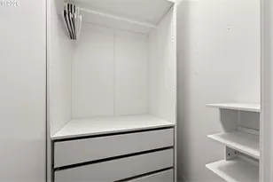 1926 SW Emma Dr, McMinnville, OR 97128 - Photo 32