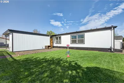 1926 SW Emma Dr, McMinnville, OR 97128 - Photo 38