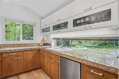 14485 Rainbow Dr, Lake Oswego, OR 97035 - Photo 12