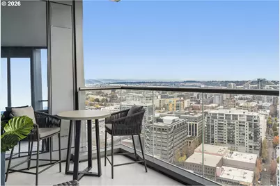 550 SW 10th Ave #2506, Portland, OR 97205 - Photo 8