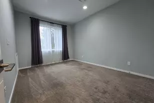 202 NW Quail Gardens Pl, Hillsboro, OR 97124 - Photo 36