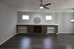 202 NW Quail Gardens Pl, Hillsboro, OR 97124 - Photo 6