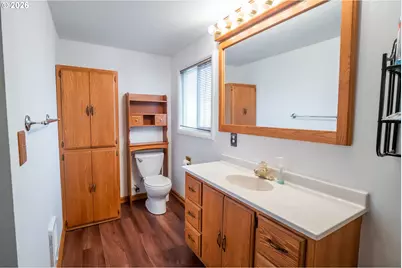 1000 N St, Springfield, OR 97477 - Photo 14