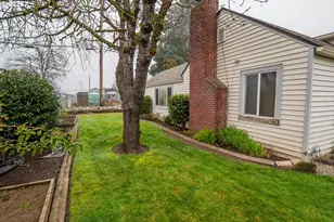 1000 N St, Springfield, OR 97477 - Photo 28