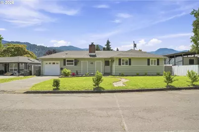 47768 Portal Dr, Oakridge, OR 97463 - Photo 2
