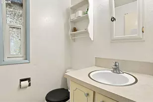 47768 Portal Dr, Oakridge, OR 97463 - Photo 32