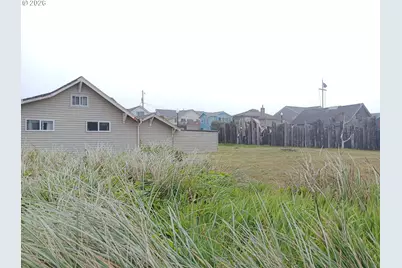 213 NW Cliff St, Newport, OR 97365 - Photo 18