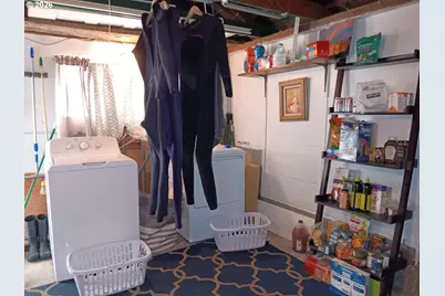 213 NW Cliff St, Newport, OR 97365 - Photo 16