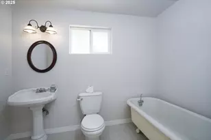 485 Brown St, Glide, OR 97443 - Photo 12