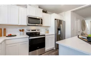 10402 NE 121st Ave, Vancouver, WA 98662 - Photo 14