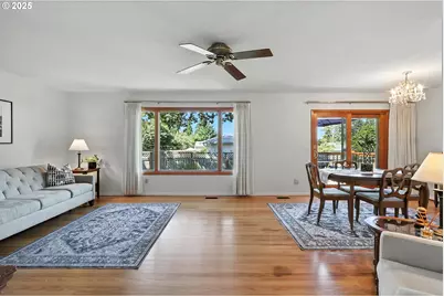 13141 NE Eugene St, Portland, OR 97230 - Photo 6