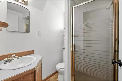 13141 NE Eugene St, Portland, OR 97230 - Photo 28