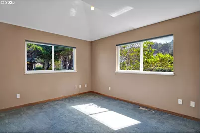 514 Lemwick Ln, Yachats, OR 97498 - Photo 8