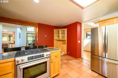 41114 SW Fort Hill Rd, Willamina, OR 97396 - Photo 16