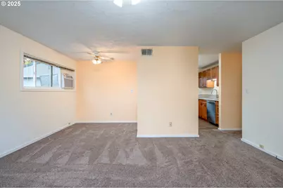 13020 NE San Rafael St, Portland, OR 97230 - Photo 18