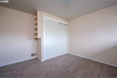 13020 NE San Rafael St, Portland, OR 97230 - Photo 28