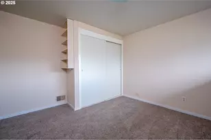 13020 NE San Rafael St, Portland, OR 97230 - Photo 28