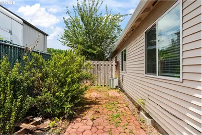 975 SW Junction Pl, Gresham, OR 97080 - Photo 22