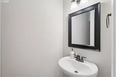 17230 NW Catalpa St, Portland, OR 97210 - Photo 12