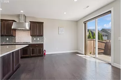 17230 NW Catalpa St, Portland, OR 97210 - Photo 8