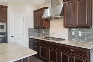 17230 NW Catalpa St, Portland, OR 97210 - Photo 10