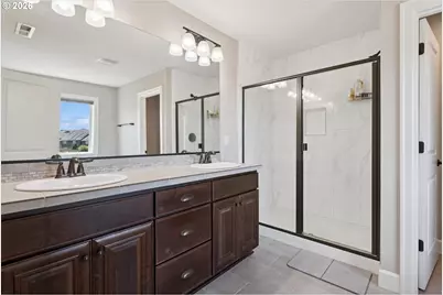17230 NW Catalpa St, Portland, OR 97210 - Photo 18