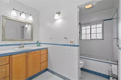 105 Island View Ln, Kelso, WA 98626 - Photo 6