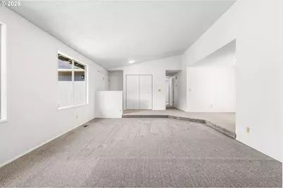 361 W Pine St, Sweet Home, OR 97386 - Photo 24