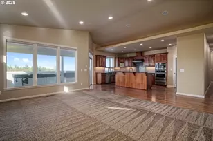 2049 Limestone Ave, Salem, OR 97306 - Photo 18