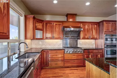 2049 Limestone Ave, Salem, OR 97306 - Photo 22