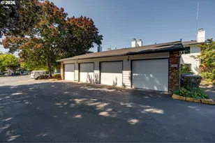 11953 SE Holgate Blvd, Portland, OR 97266 - Photo 2