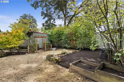 5220 NE Skidmore St, Portland, OR 97218 - Photo 34