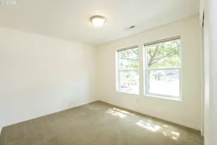4950 Glacier Dr, Springfield, OR 97478 - Photo 12