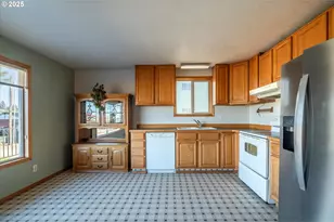 63347 Charleston Rd, Coos Bay, OR 97420 - Photo 8