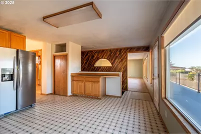 63347 Charleston Rd, Coos Bay, OR 97420 - Photo 12