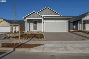 701 Tigerlily St, Silverton, OR 97381 - Photo 2
