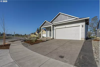 701 Tigerlily St, Silverton, OR 97381 - Photo 4