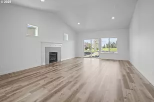 701 Tigerlily St, Silverton, OR 97381 - Photo 16