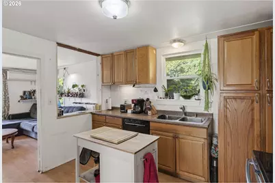 105 Ineer St, Kelso, WA 98626 - Photo 8