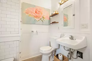 802 SE 35th Ave, Portland, OR 97214 - Photo 32