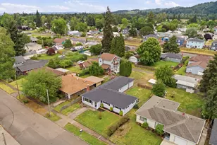 1357 Grove St, Lebanon, OR 97355 - Photo 34