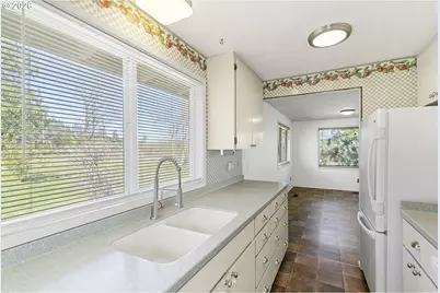 10418 Champoeg Rd, Aurora, OR 97002 - Photo 8