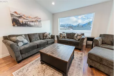 107 W Alder St, Joseph, OR 97846 - Photo 4
