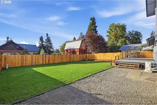 764 71st St, Springfield, OR 97478 - Photo 32