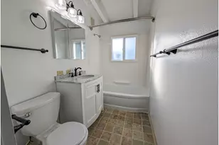 1106 F Ave, La Grande, OR 97850 - Photo 8