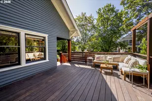 2415 SE Ivon St, Portland, OR 97202 - Photo 42