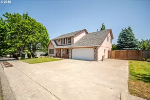 2952 NW Ogden St, Camas, WA 98607 - Photo 2